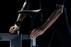 Wahoo Fitness KICKR Fiets V2 Wifi -Fiets Verkoop Wahoo KICKR BIKE v2 WFBIKE3 SET BACK 02340